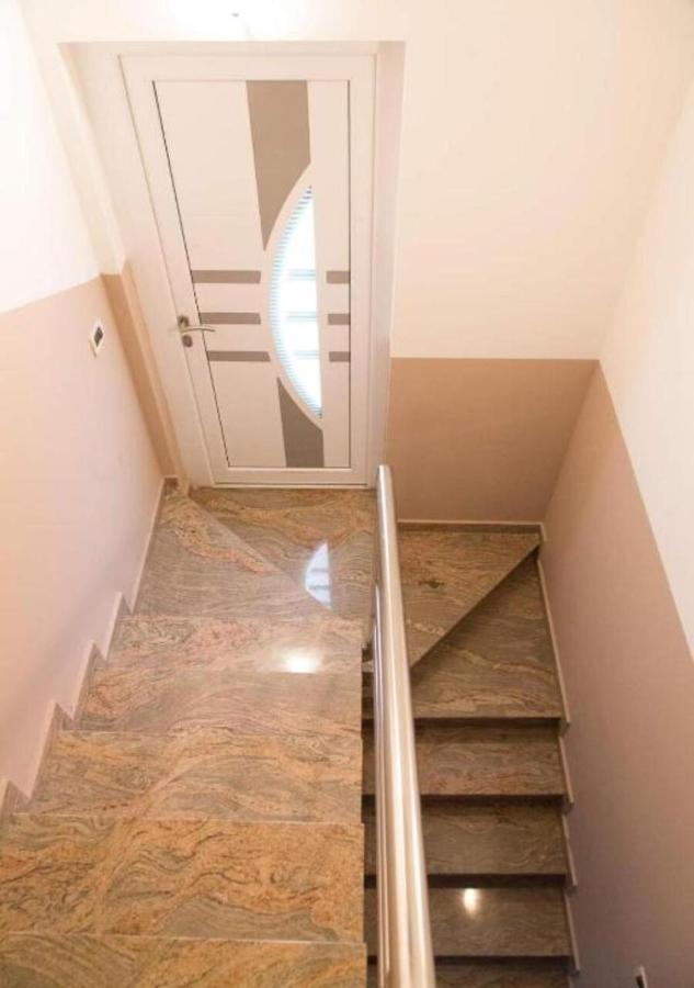 Apartments With Pool In Pula,Croatia Luaran gambar