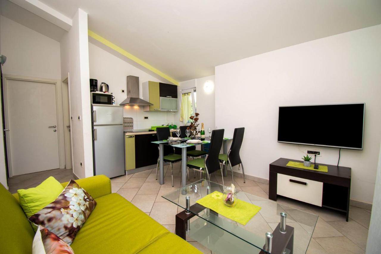 Apartments With Pool In Pula,Croatia Luaran gambar