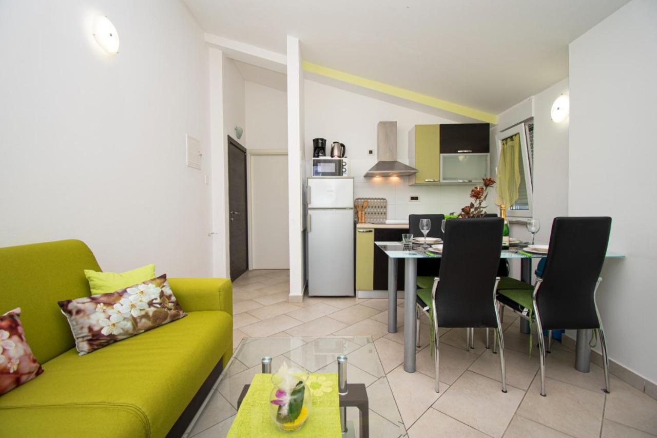 Apartments With Pool In Pula,Croatia Luaran gambar